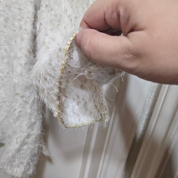 Chico’s White Gold Eyelash Sweater Metallic Shine Size 3 XL - Picture 5 of 10